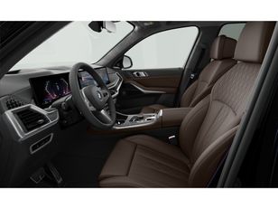 Fotos de BMW X7 xDrive40i color Negro. Año 2025. 280KW(381CV). Gasolina. En concesionario BMW Fuenteolid Valladolid de Valladolid