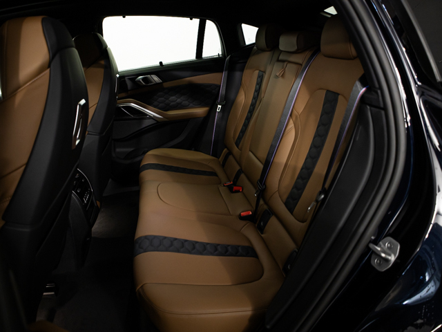 BMW M X6 M color Negro. Año 2025. 460KW(625CV). Gasolina. En concesionario BMW Fuenteolid Valladolid de Valladolid