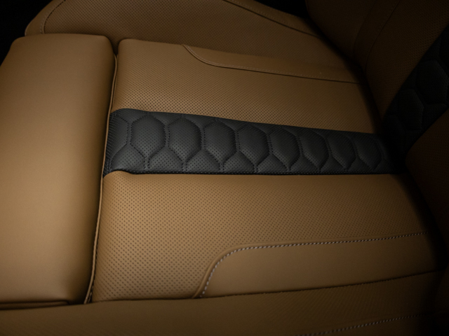 BMW M X6 M color Negro. Año 2025. 460KW(625CV). Gasolina. En concesionario BMW Fuenteolid Valladolid de Valladolid