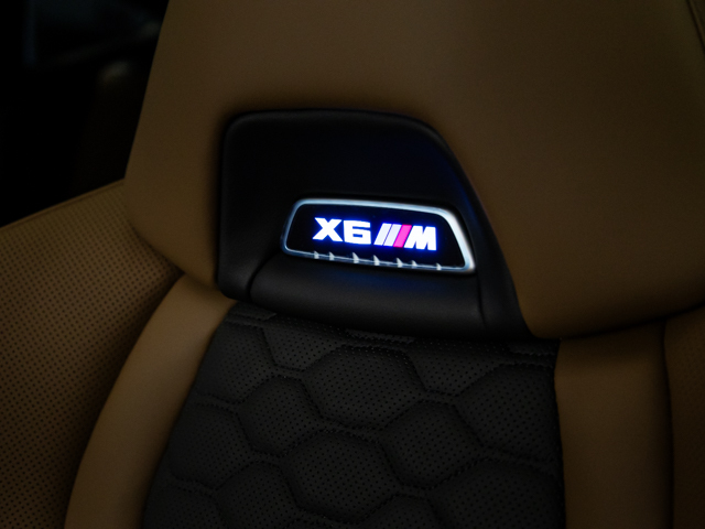 BMW M X6 M color Negro. Año 2025. 460KW(625CV). Gasolina. En concesionario BMW Fuenteolid Valladolid de Valladolid