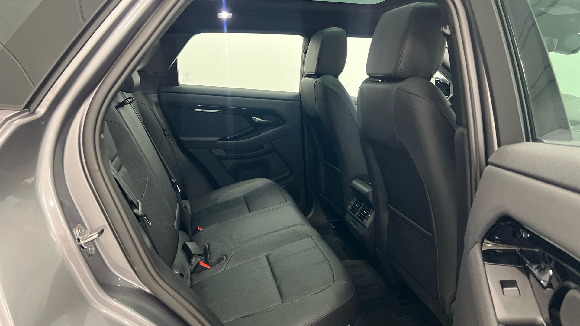 Land Rover Range Rover Evoque P300e PHEV en Barcelona