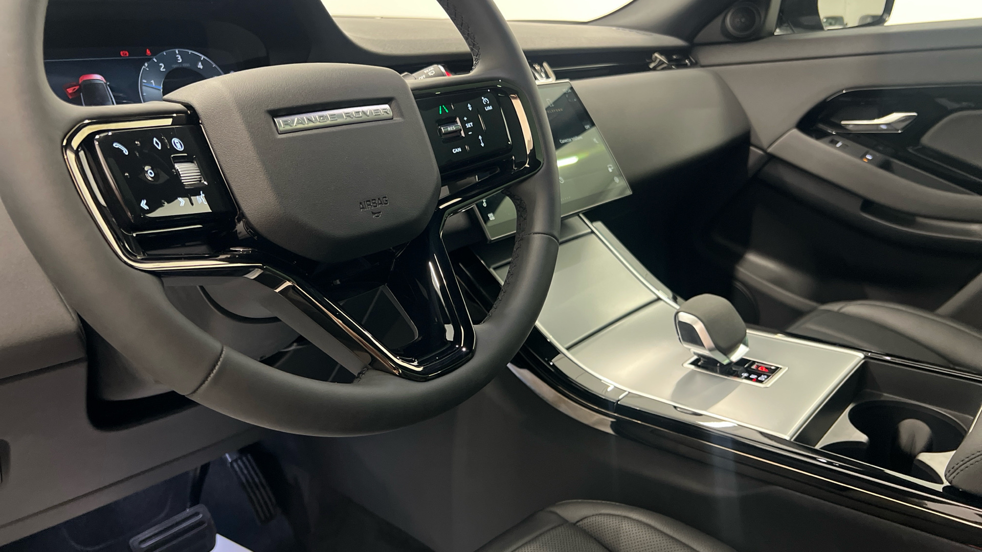 Land Rover Range Rover Evoque P300e PHEV en Barcelona