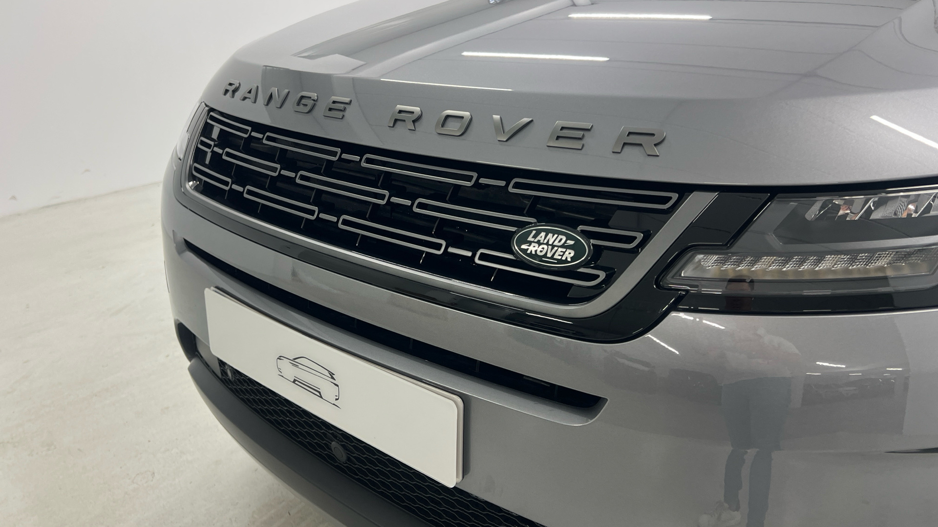 Land Rover Range Rover Evoque P300e PHEV en Barcelona