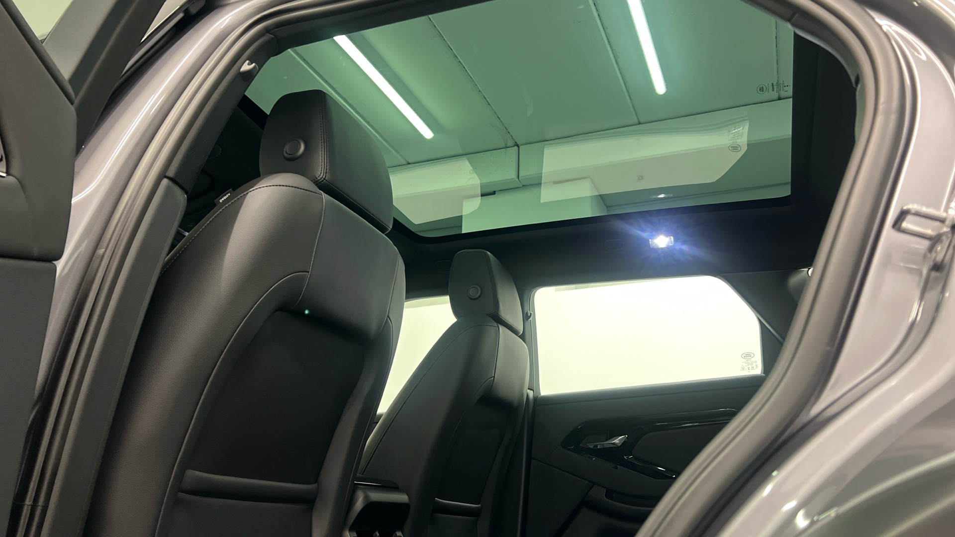 Land Rover Range Rover Evoque P300e PHEV en Barcelona