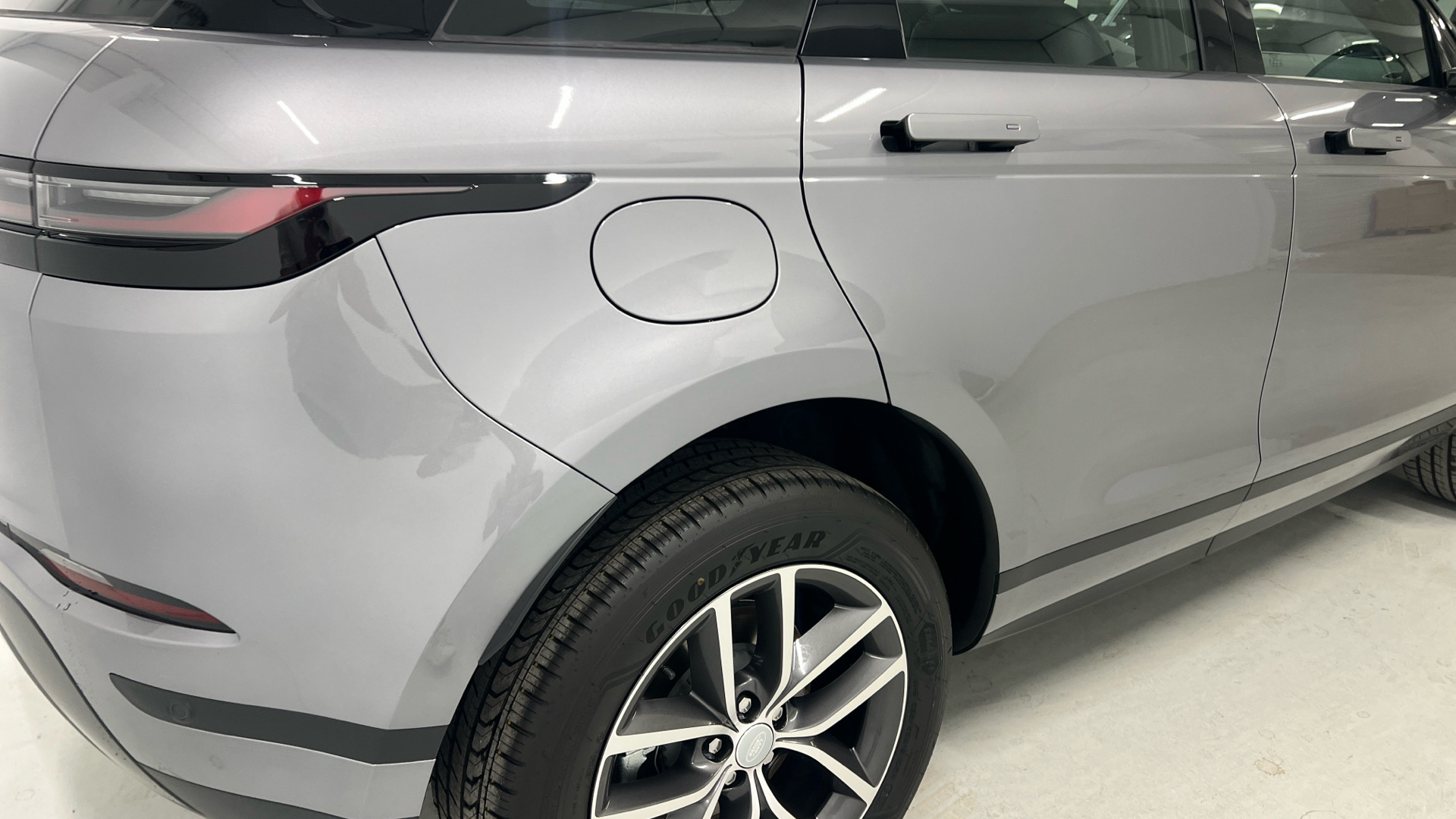 Land Rover Range Rover Evoque P300e PHEV en Barcelona