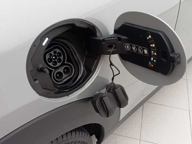 fotoG 10 del MINI MINI Cooper SE 135 kW (184 CV) 184cv Eléctrico del 2021 en Zaragoza