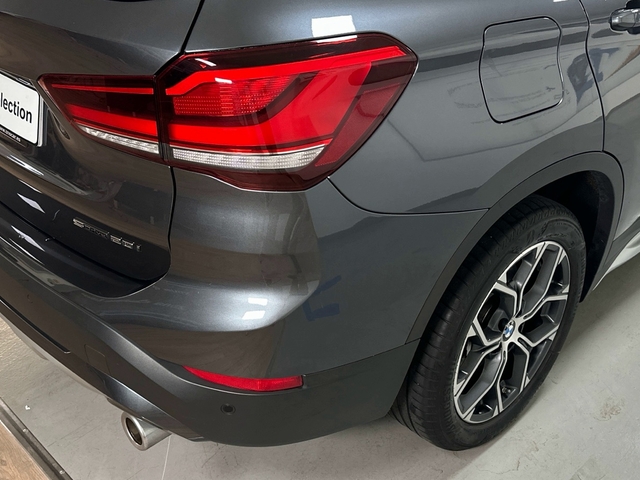 BMW X1 sDrive20i color Gris. Año 2021. 141KW(192CV). Gasolina. En concesionario Triocar Gijón (Bmw y Mini) de Asturias
