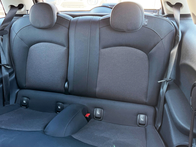 fotoG 8 del MINI MINI Cooper One 75 kW (102 CV) 102cv Gasolina del 2021 en Murcia