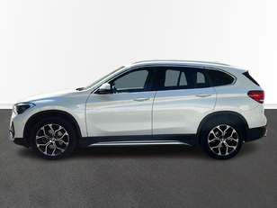 Fotos de BMW X1 sDrive18d color Blanco. Año 2021. 110KW(150CV). Diésel. En concesionario Murcia Premium S.L. AV DEL ROCIO de Murcia