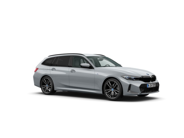 BMW Serie 3 330e Touring color Gris. Año 2024. 215KW(292CV). Híbrido Electro/Gasolina. En concesionario Oliva Motor Tarragona de Tarragona
