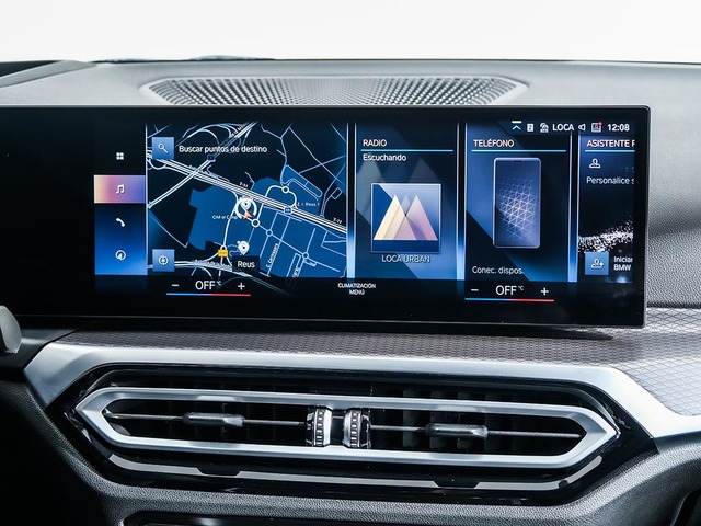 BMW Serie 3 330e Touring color Gris. Año 2024. 215KW(292CV). Híbrido Electro/Gasolina. En concesionario Oliva Motor Tarragona de Tarragona