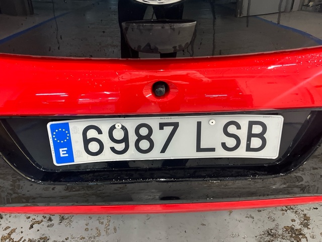 Toyota Aygo 1.0 70 x-play 53 kW (72 CV)