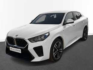 Fotos de BMW X2 sDrive18d color Blanco. Año 2025. 110KW(150CV). Diésel. En concesionario MURCIA PREMIUM S.L. JUAN CARLOS I de Murcia