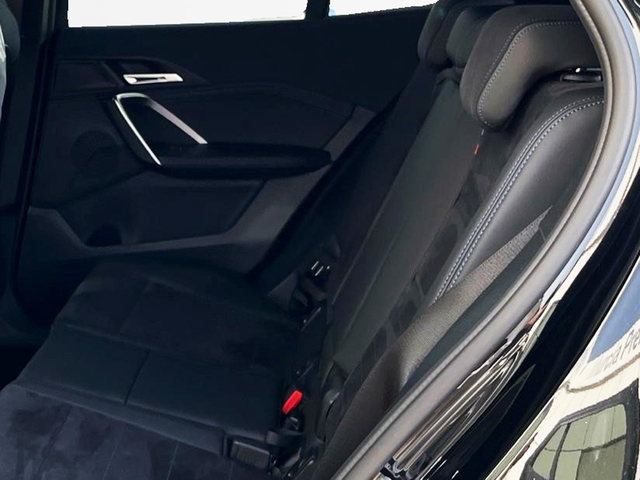 BMW X2 sDrive18d color Negro. Año 2025. 110KW(150CV). Diésel. En concesionario MURCIA PREMIUM S.L. JUAN CARLOS I de Murcia