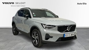 Volvo XC40 T2 Plus Dark Auto 95 kW (129 CV) - 5 Volvo XC40 T2 Ocasión 95 KW (129CV) - 5