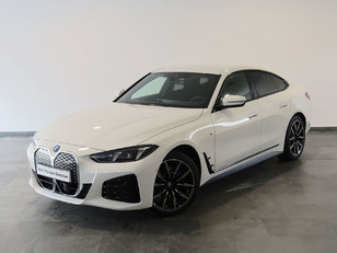 Fotos de BMW i4 eDrive40 color Blanco. Año 2025. 250KW(340CV). Eléctrico. En concesionario Autogal de Ourense