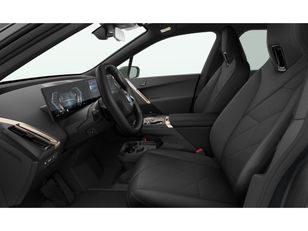 Fotos de BMW iX xDrive40 color Gris. Año 2023. 240KW(326CV). Eléctrico. En concesionario Motri Motor Jaén de Jaén