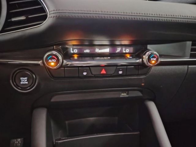 Mazda Mazda 3 2.0 Skyactiv-G Evolution 89 kW (122 CV)