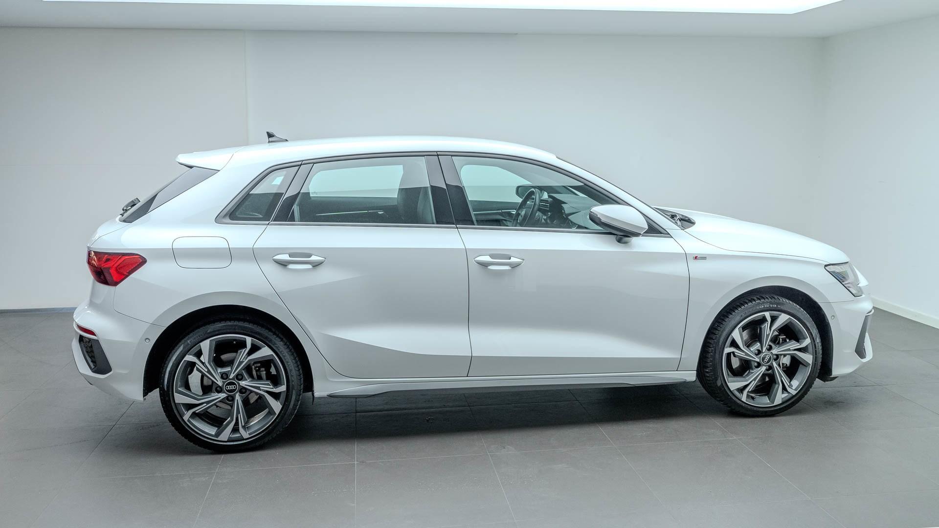 S line 40 150 kW (204 CV) S tronic