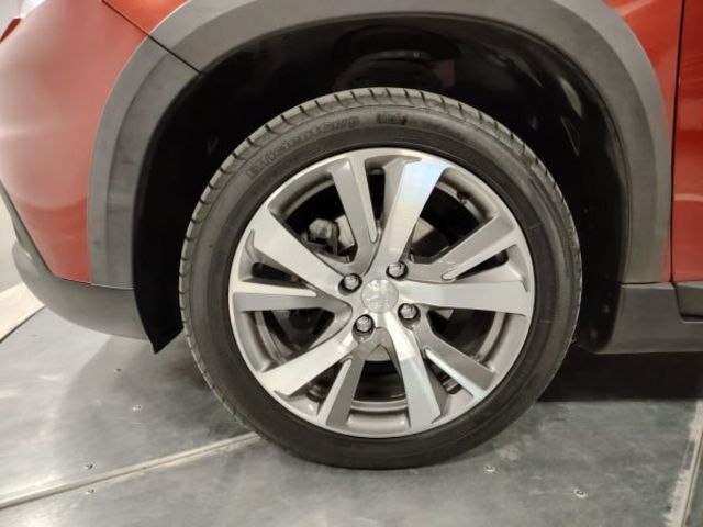 Peugeot 2008 BlueHDi 120 Allure Auto 88 kW (120 CV)
