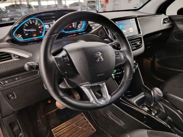 Peugeot 2008 BlueHDi 120 Allure Auto 88 kW (120 CV)