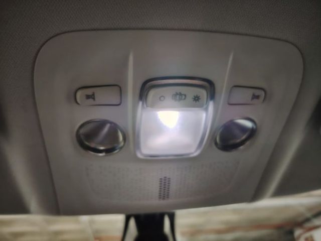 Peugeot 2008 BlueHDi 120 Allure Auto 88 kW (120 CV)
