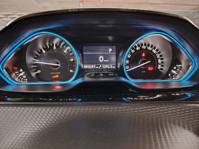 Peugeot 2008 BlueHDi 120 Allure Auto 88 kW (120 CV)