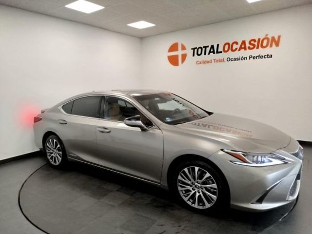 Lexus ES 300h Executive 160 kW (218 CV)