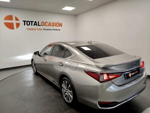 Lexus ES 300h Executive 160 kW (218 CV)