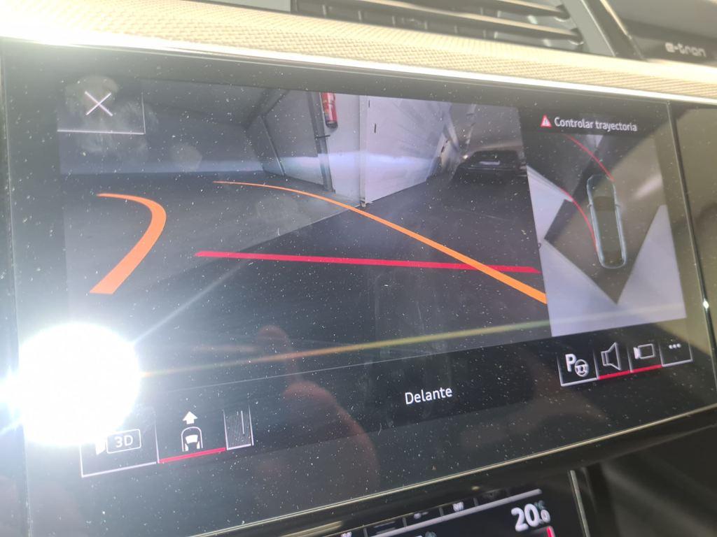 S line 55 quattro 300 kW (408 CV)