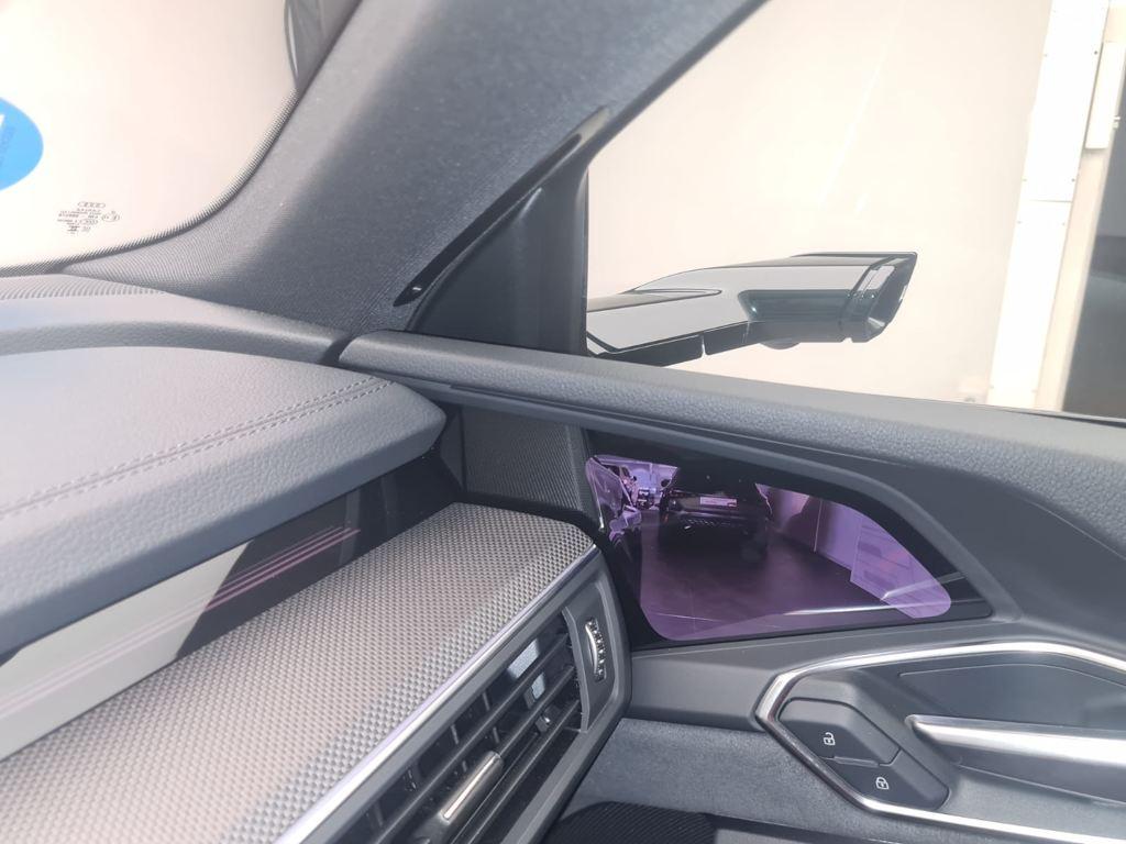 S line 55 quattro 300 kW (408 CV)