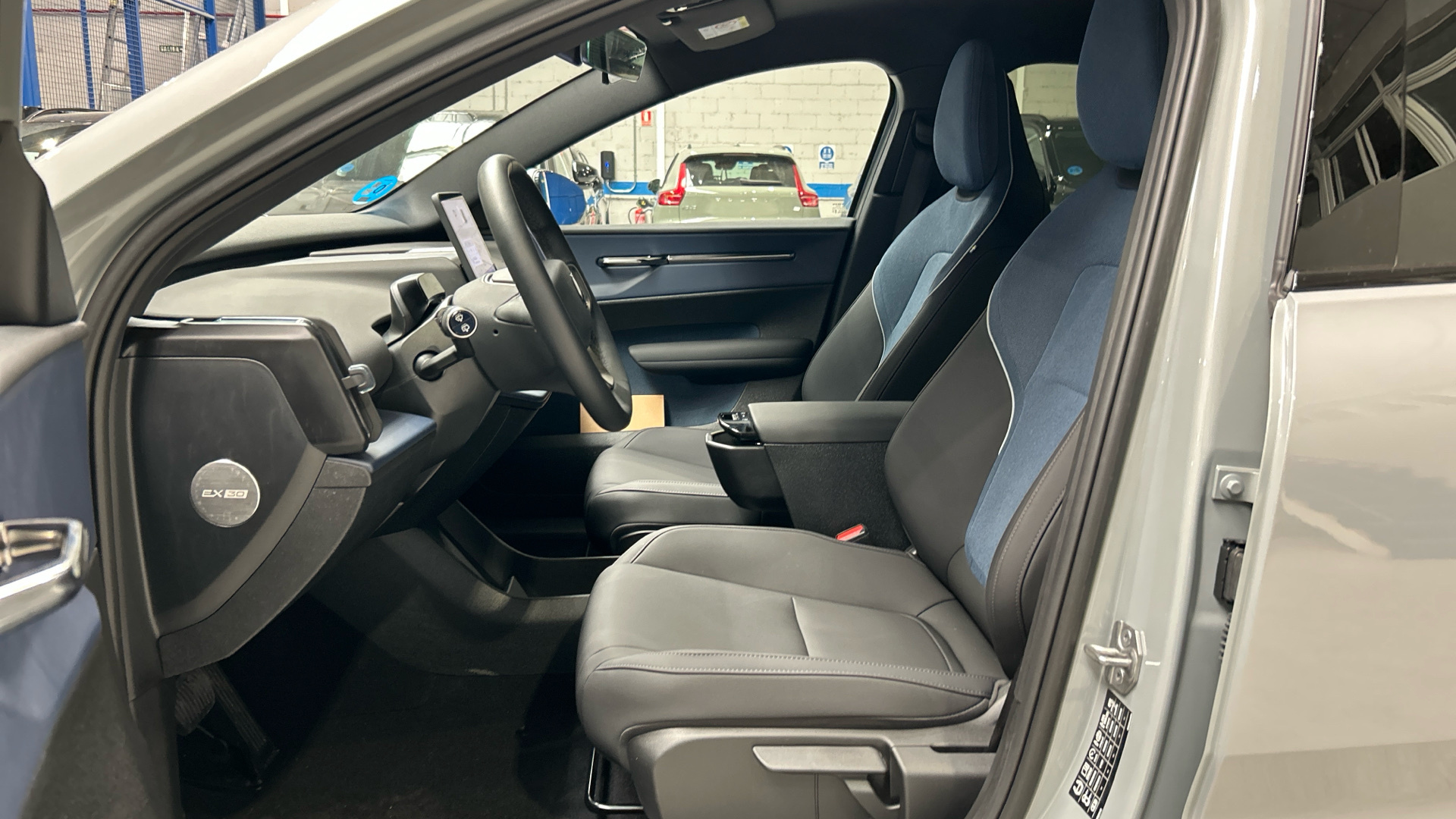 Volvo EX30 segunda mano 82656601 - 9