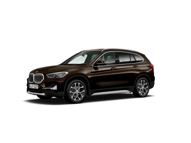 BMW X1 sDrive18d color Marrón. Año 2022. 110KW(150CV). Diésel. En concesionario Novomóvil Oleiros de Coruña