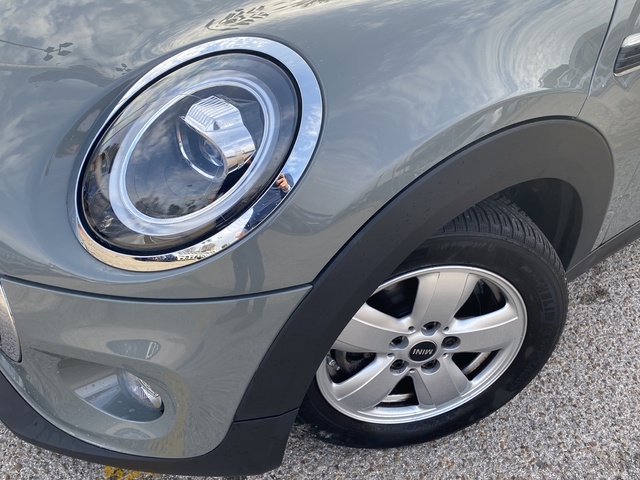 fotoG 5 del MINI MINI 5 Puertas Cooper 100 kW (136 CV) 136cv Gasolina del 2018 en Madrid