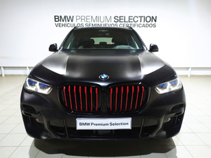Fotos de BMW X5 xDrive40i color Negro. Año 2022. 250KW(340CV). Gasolina. En concesionario Hispamovil Elche de Alicante