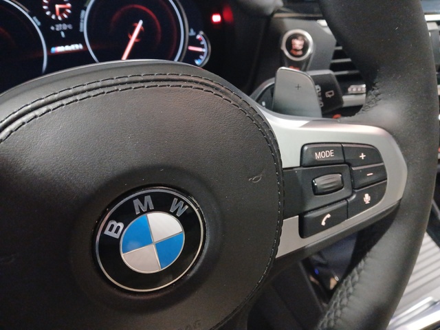 BMW X3 M40i color Negro. Año 2018. 265KW(360CV). Gasolina. En concesionario GANDIA Automoviles Fersan, S.A. de Valencia