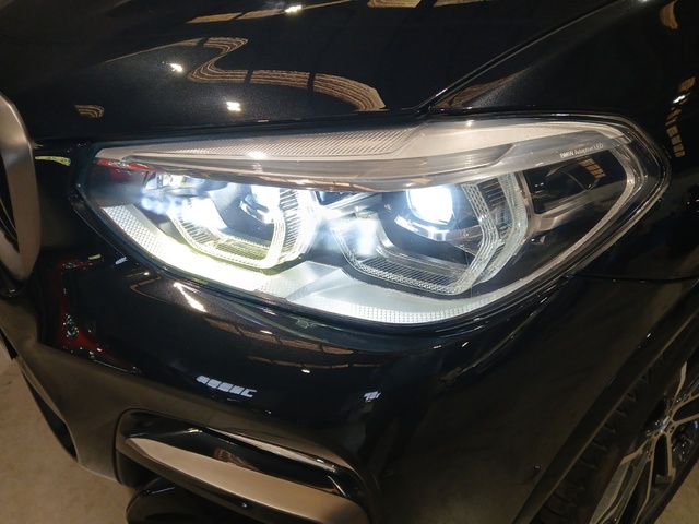 BMW X3 M40i color Negro. Año 2018. 265KW(360CV). Gasolina. En concesionario GANDIA Automoviles Fersan, S.A. de Valencia