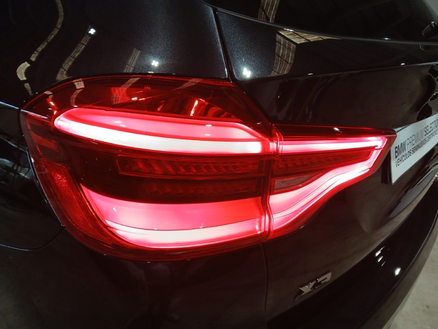 BMW X3 M40i color Negro. Año 2018. 265KW(360CV). Gasolina. En concesionario GANDIA Automoviles Fersan, S.A. de Valencia