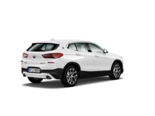Fotos de BMW X2 sDrive18d color Blanco. Año 2021. 110KW(150CV). Gasolina. En concesionario Ceres Motor S.L. de Cáceres