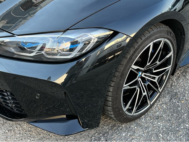 BMW M M4 Coupe color Negro. Año 2023. 375KW(510CV). Gasolina. En concesionario Celtamotor Vigo de Pontevedra