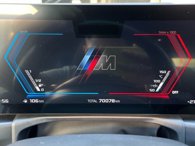 BMW M M4 Coupe color Negro. Año 2023. 375KW(510CV). Gasolina. En concesionario Celtamotor Vigo de Pontevedra