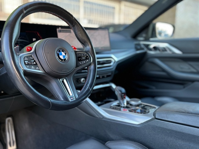 BMW M M4 Coupe color Negro. Año 2023. 375KW(510CV). Gasolina. En concesionario Celtamotor Vigo de Pontevedra