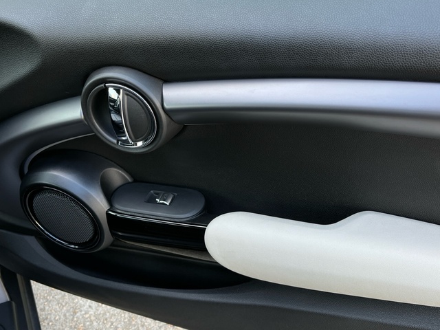 fotoG 24 del MINI MINI 3 Puertas Cooper SE 135 kW (184 CV) 184cv Eléctrico del 2021 en Pontevedra