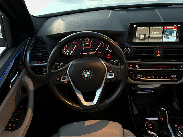 BMW X3 xDrive20d color Blanco. Año 2018. 140KW(190CV). Diésel. En concesionario Carteya Motor | Campo de Gibraltar de Cádiz