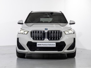 Fotos de BMW X1 xDrive25e color Blanco. Año 2025. 180KW(245CV). Híbrido Electro/Gasolina. En concesionario Oliva Motor Girona de Girona