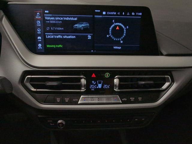 BMW Serie 1 118i color Gris. Año 2024. 103KW(140CV). Gasolina. En concesionario Automotor Premium Viso - Málaga de Málaga