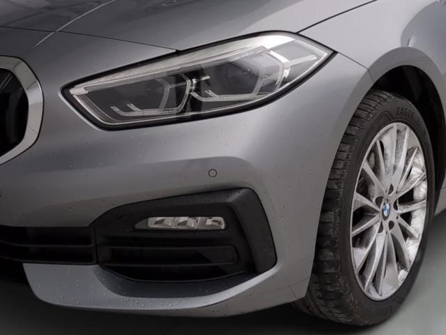 BMW Serie 1 118i color Gris. Año 2024. 103KW(140CV). Gasolina. En concesionario Automotor Premium Viso - Málaga de Málaga