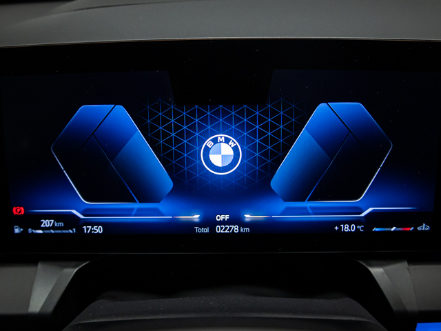 BMW X3 xDrive20d color Azul. Año 2025. 145KW(197CV). Diésel. En concesionario BMW Fuenteolid Valladolid de Valladolid