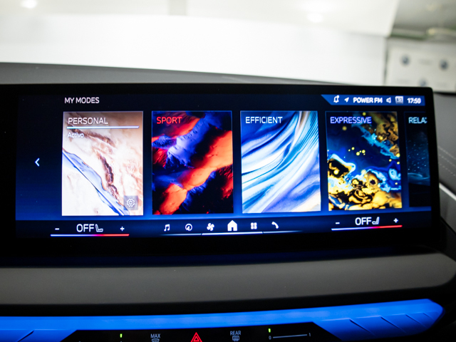 BMW X3 xDrive20d color Azul. Año 2025. 145KW(197CV). Diésel. En concesionario BMW Fuenteolid Valladolid de Valladolid