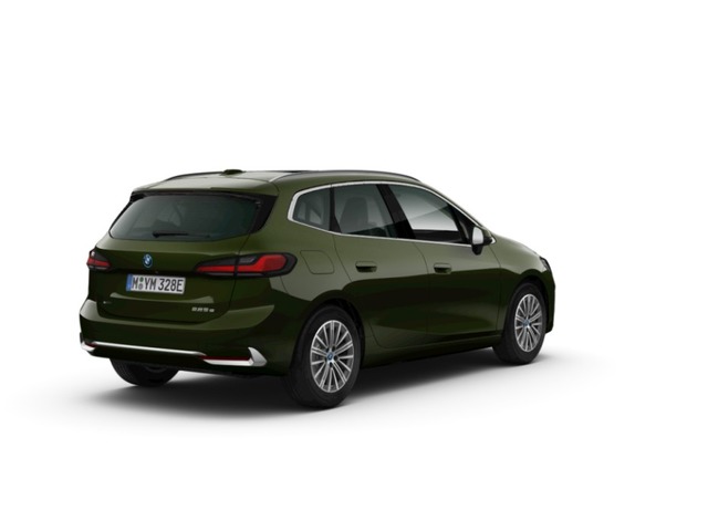 BMW Serie 2 225e Active Tourer color Verde. Año 2024. 180KW(245CV). Híbrido Electro/Gasolina. En concesionario Movilnorte Las Rozas de Madrid